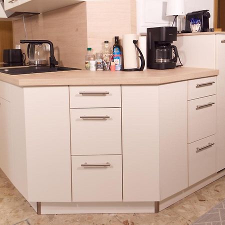 Bohnapartments Elisa - Wohlfuehlapartment Mit 2 Gratis Parkplaetzen Und 3 Schlafzimmern - Wlan - Vollausstattung Ерфурт Екстер'єр фото