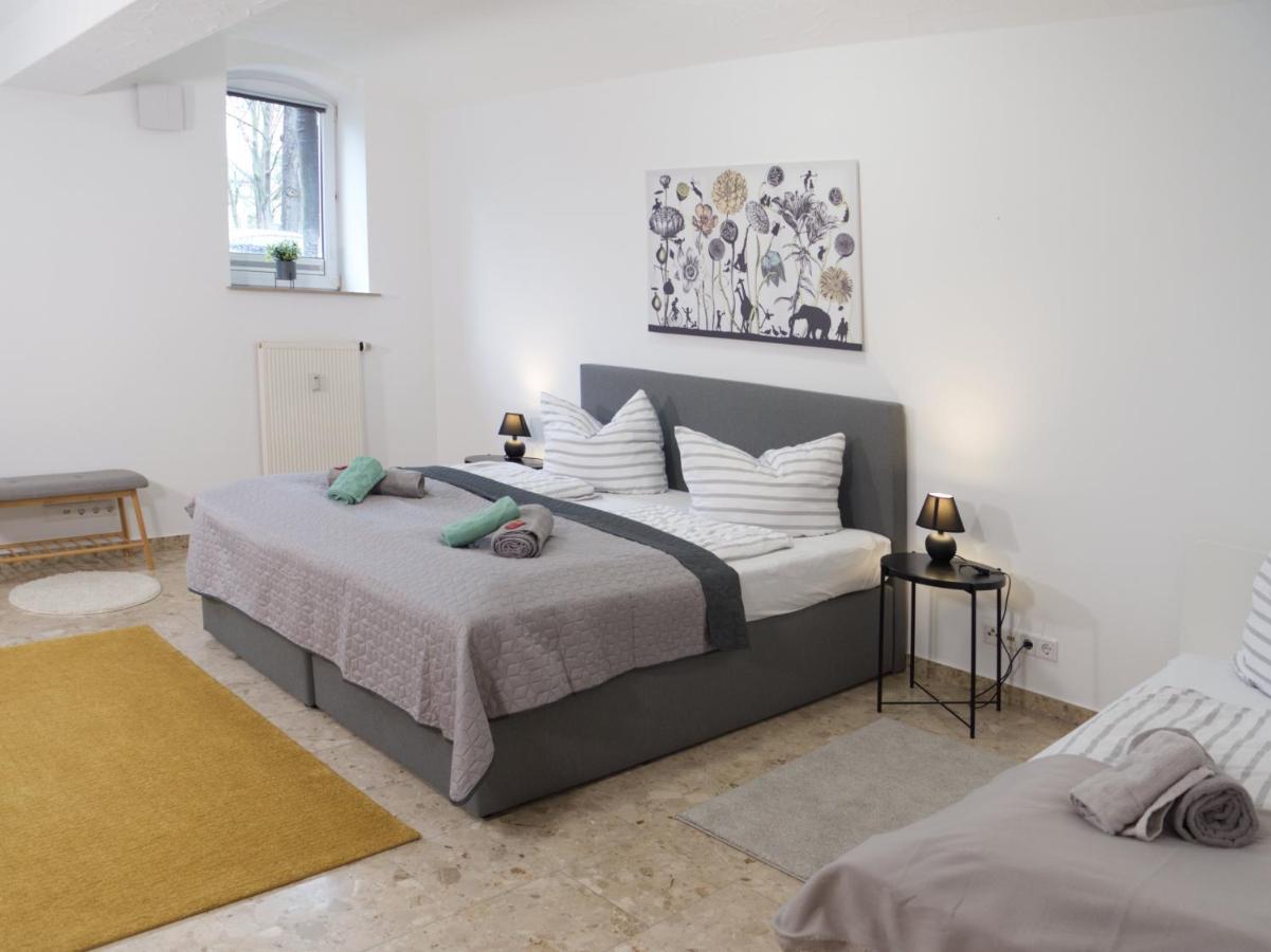 Bohnapartments Elisa - Wohlfuehlapartment Mit 2 Gratis Parkplaetzen Und 3 Schlafzimmern - Wlan - Vollausstattung Ерфурт Екстер'єр фото